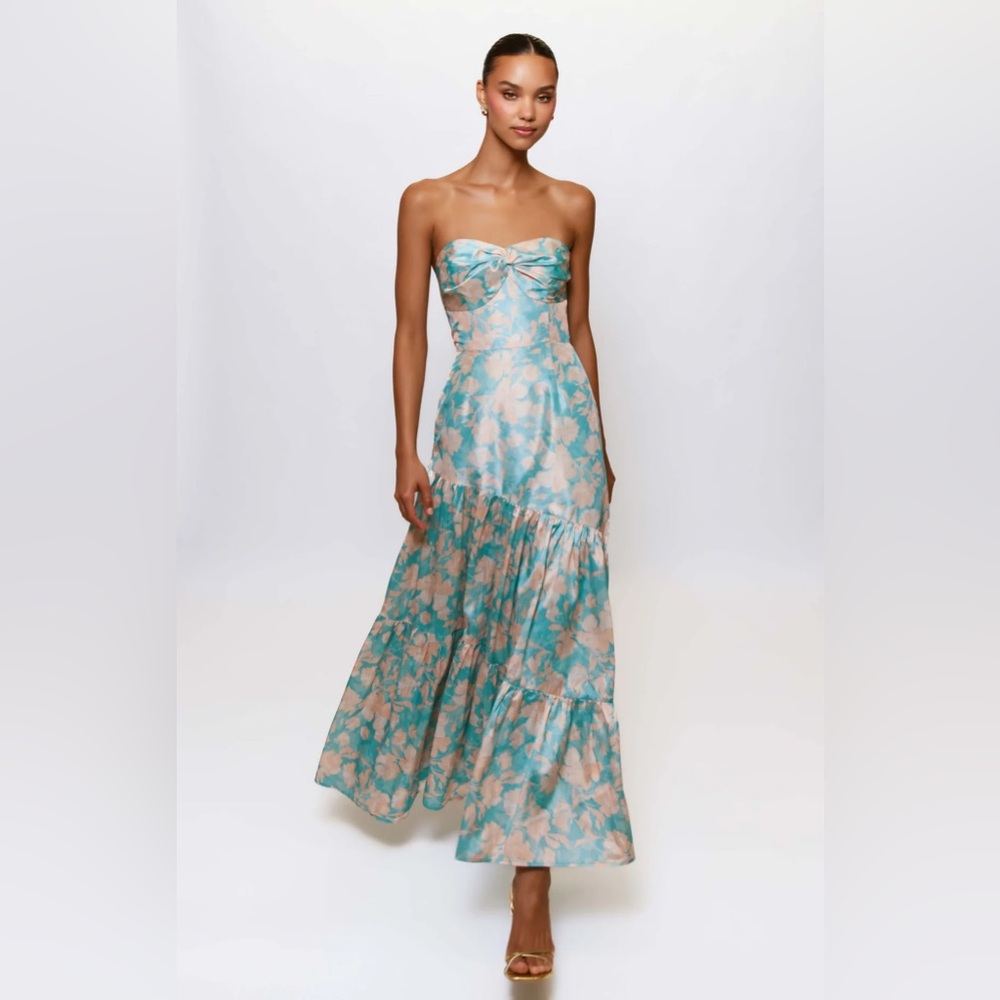Hutch ‘Phoebe’ Strapless Tiered Maxi Dress in Floral Print - Picture 5 of 8